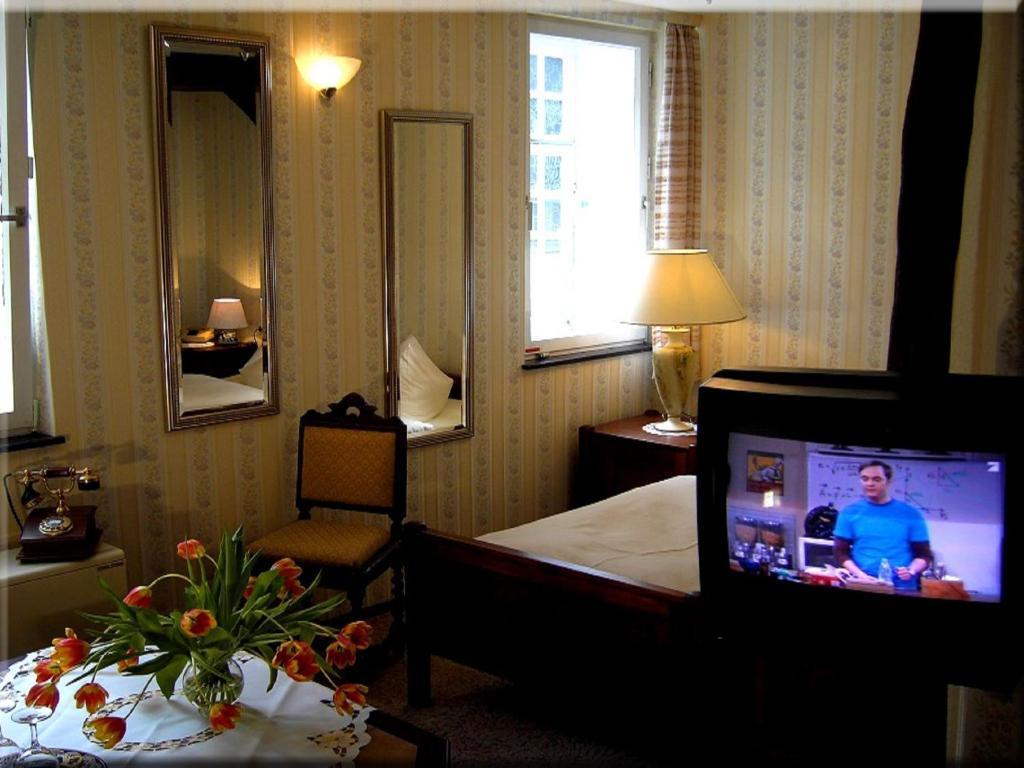 Hotel Graf Rolshausen Monschau Rom bilde